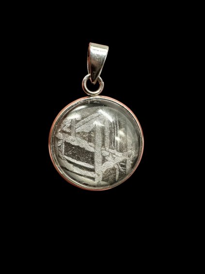 Aletai meteorite pendant