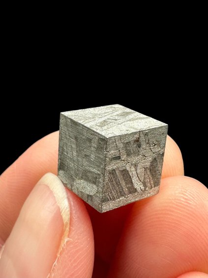 Meteorit Aletai Würfel 9mm – Xinjiang, China