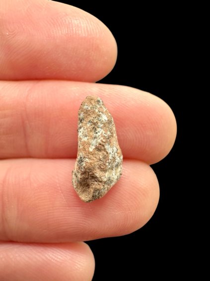 Lunární meteorit Bechar 007 – 0,6g – Alžírsko