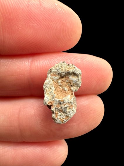 Mondmeteorit Bechar 007 – 0,8g – Algerien