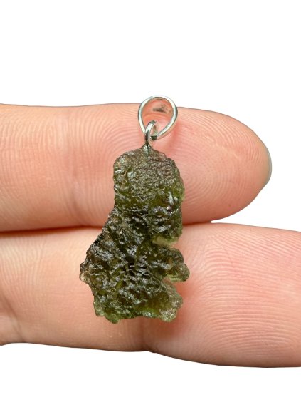 Stříbrný vltavínový přívěsek 1,7g