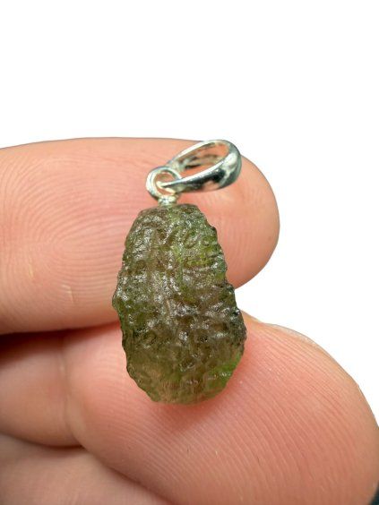 Silver moldavite pendant 0,8g