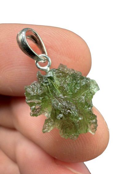 Silver moldavite pendant 1,2g