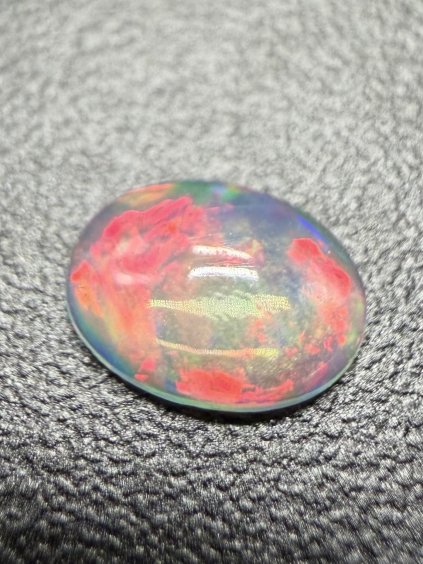 Edelopal 0,44ct – Cabochon – Welo, Äthiopien