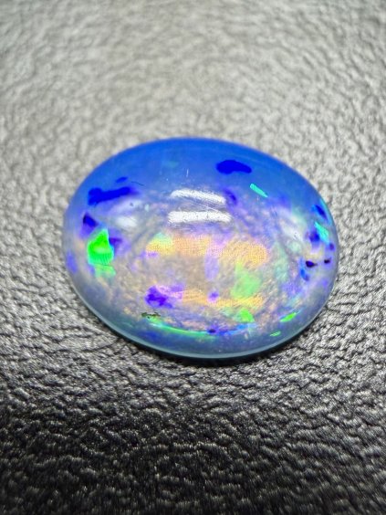 Drahý opál 1,15ct – Kabošon – Welo, Etiopie