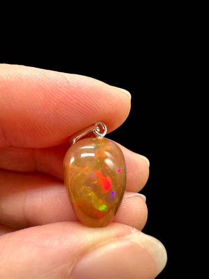 Silver faceted precious opal pendant