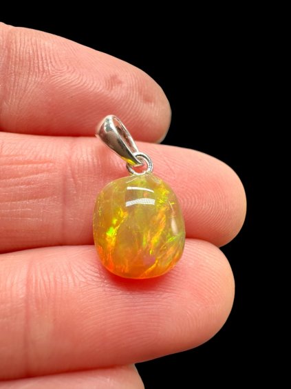Silver faceted precious opal pendant