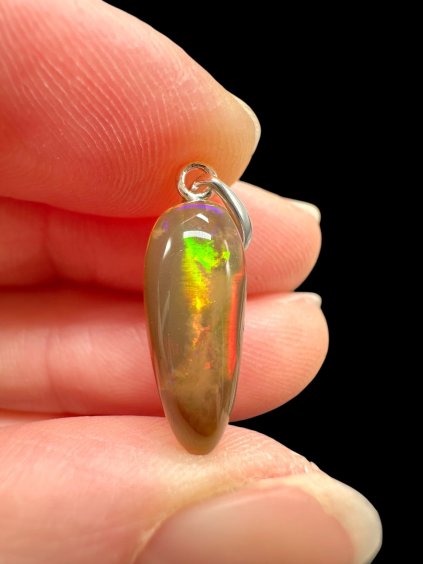 Silver faceted precious opal pendant