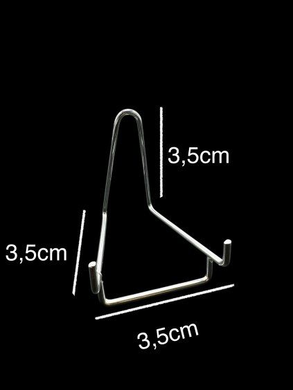 Železný stojánek – výška 3,5 cm