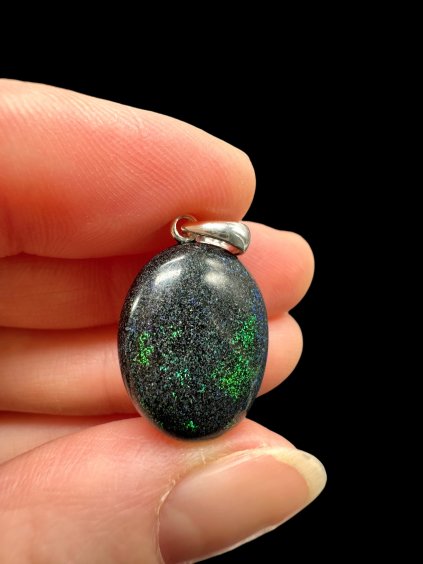 Silver pendant from Australian opal