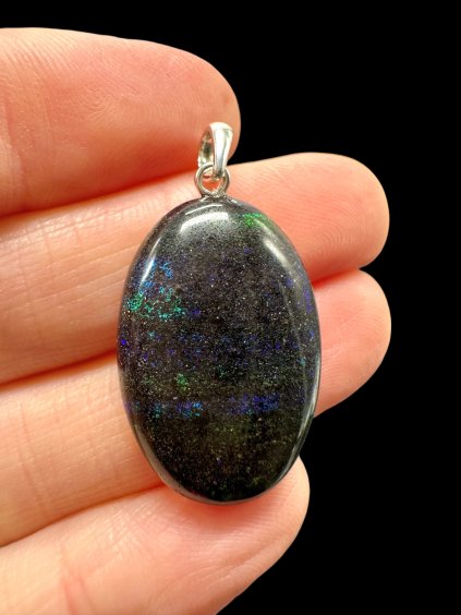 Silver pendant from Australian opal