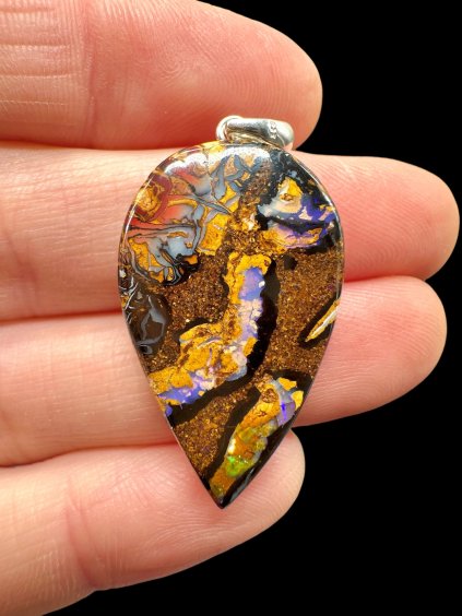 Silver pendant from Australian boulder opal