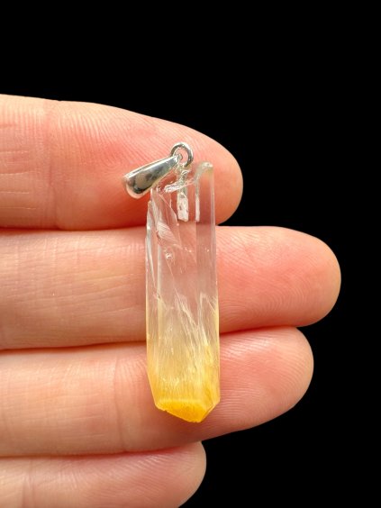 Silver mango crystal pendant – Colombia