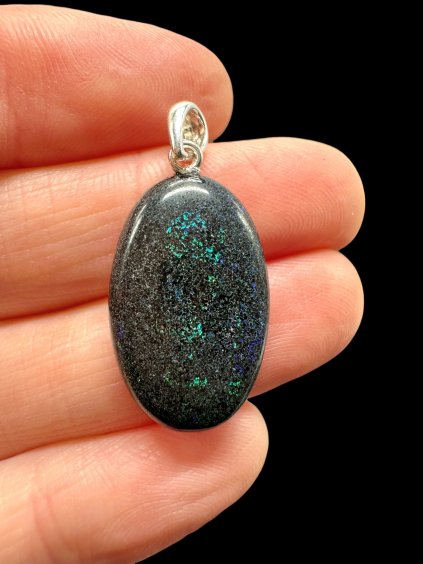Silver pendant from Australian opal