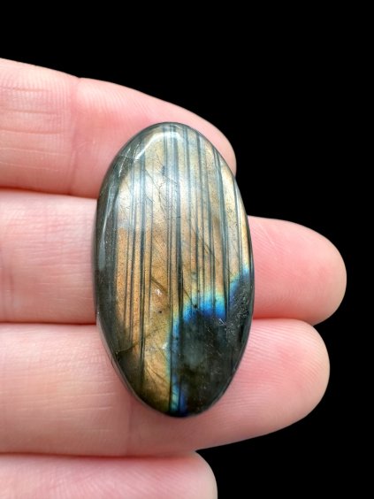 Labradorit kabošon – Madagaskar