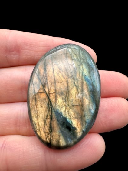 Labradorit kabošon – Madagaskar