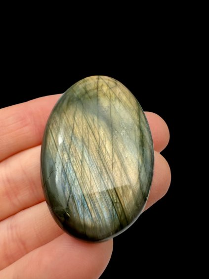 Labradorit kabošon – Madagaskar