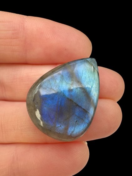 Labradorite cabochon – Madagascar