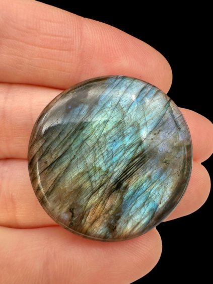 Labradorite cabochon – Madagascar
