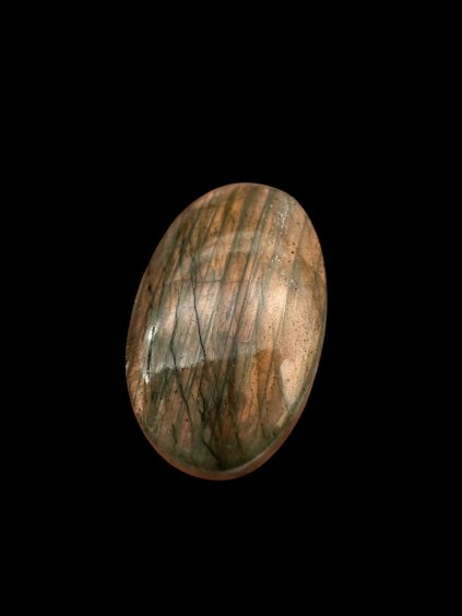 Labradorite cabochon – Madagascar