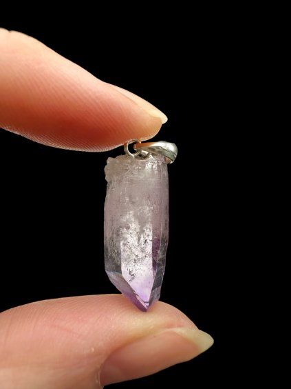 Silver pendant made of amethyst