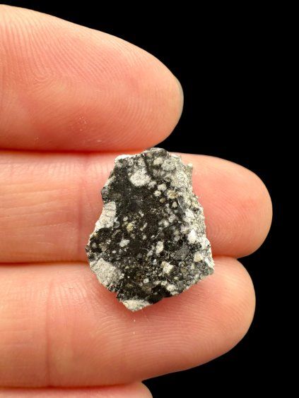 Lunární meteorit Ouargla 008 – 0,9g – Alžírsko