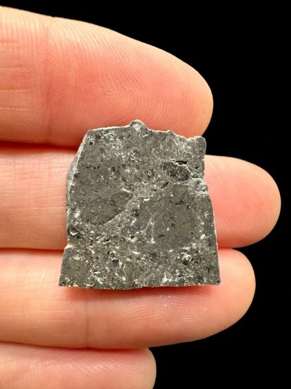 Lunar meteorite NWA 17865 – 2,1g – Algeria