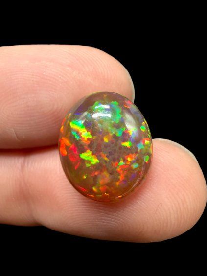 Edelopal 6ct – Cabochon – Welo, Äthiopien