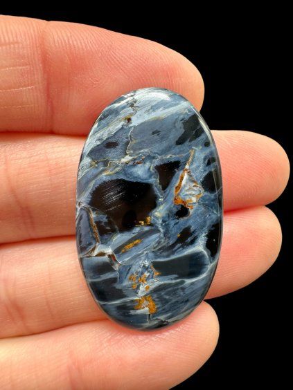 Pietersite cabochon – Outjo, Namibia
