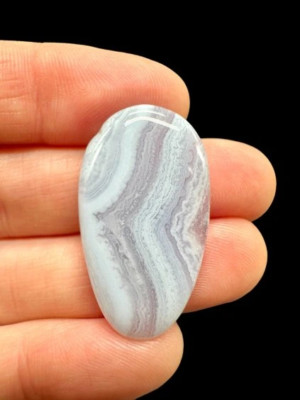 Chalcedony cabochon – Malawi