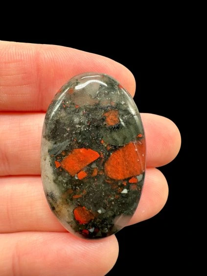 Brecciated jasper cabochons – Africa