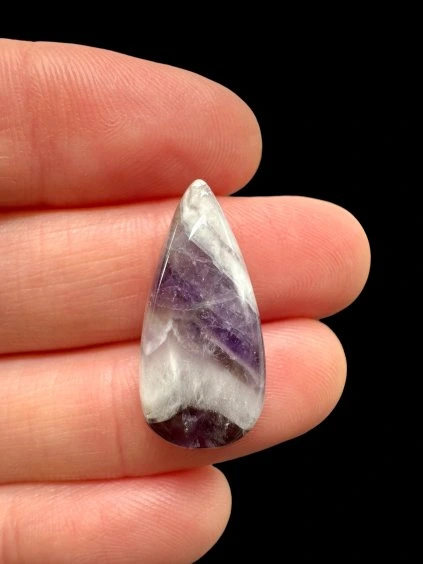 Zonal amethyst cabochons – Namibia