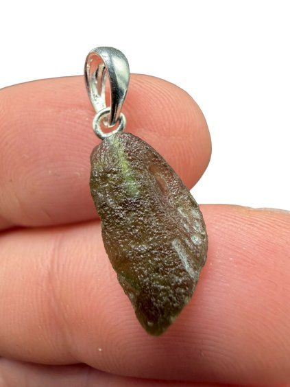 Silver moldavite pendant 0,9g