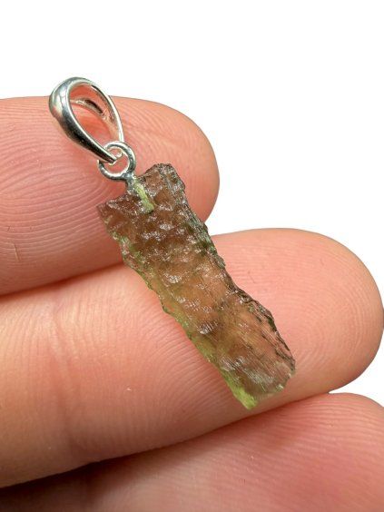 Silver moldavite pendant 0,6g