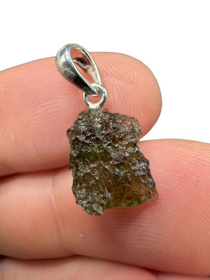 Silver moldavite pendant 0,9g