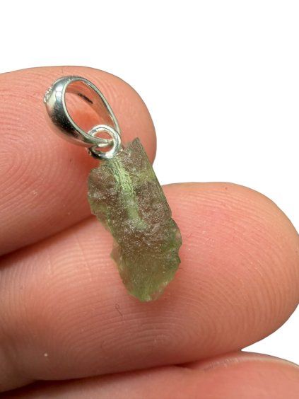 Silver moldavite pendant 0,5g