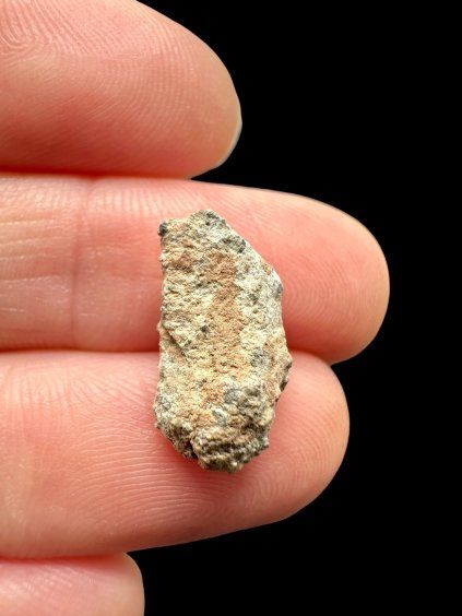 Lunární meteorit Bechar 007 – 0,6g – Alžírsko