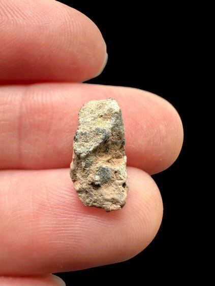 Mondmeteorit Bechar 007 – 0,4g – Algerien