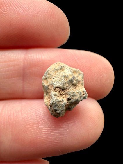 Lunar meteorite Bechar 007 – 0,7g – Algeria