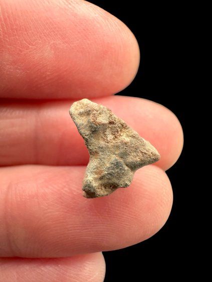 Lunar meteorite Bechar 007 – 0,9g – Algeria