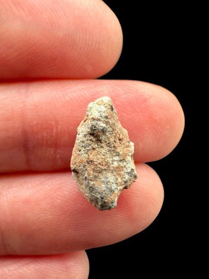 Lunar meteorite Bechar 007 – 0,6g – Algeria