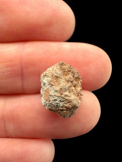 Lunar meteorite Bechar 007 – 0,8g – Algeria
