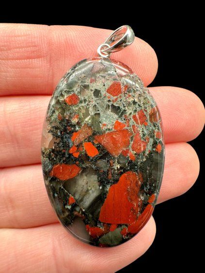 Silver pendant made of brecciated jasper