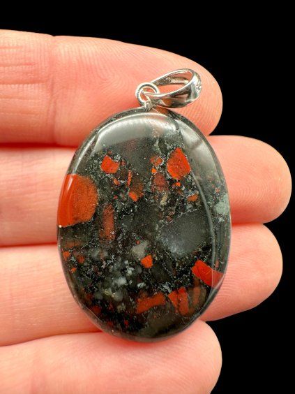 Silver pendant made of brecciated jasper