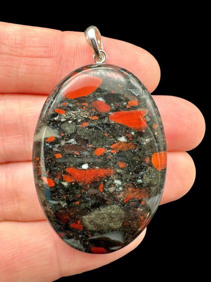 Silver pendant made of brecciated jasper