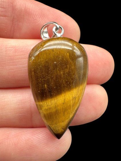 Silver tiger's eye pendant