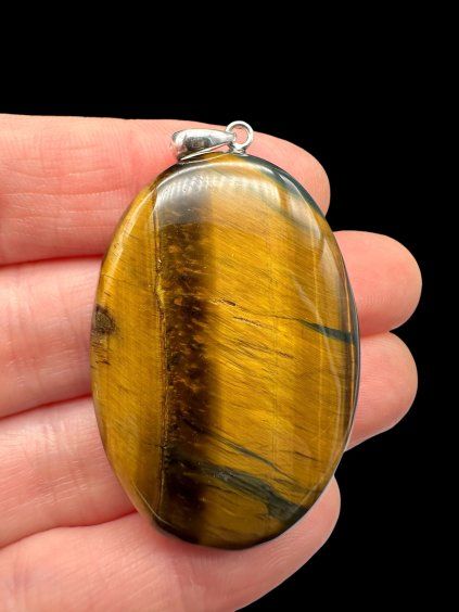 Silver tiger's eye pendant