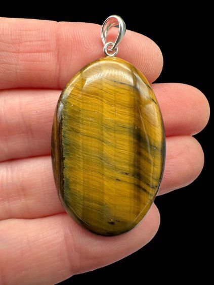 Silver tiger's eye pendant