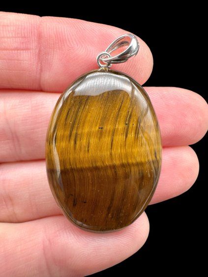 Silver tiger's eye pendant