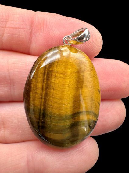 Silver tiger's eye pendant